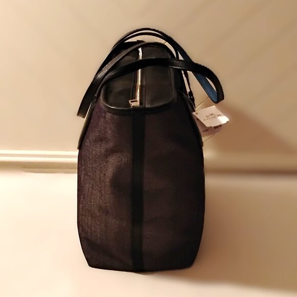 Coach WHS Horse and Carriage Black/Chalk Taxi Tote 35337M - Picture 5 of 15